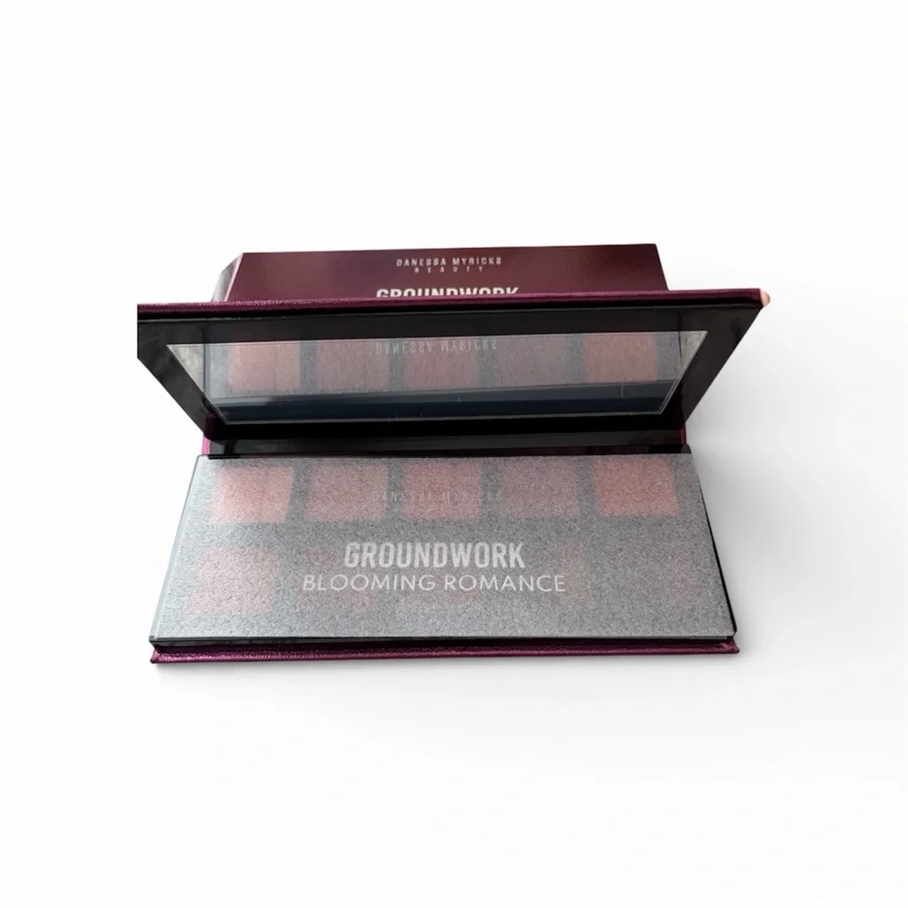 DANESSA MYRICKS BEAUTY Groundwork Blooming Romance Palette